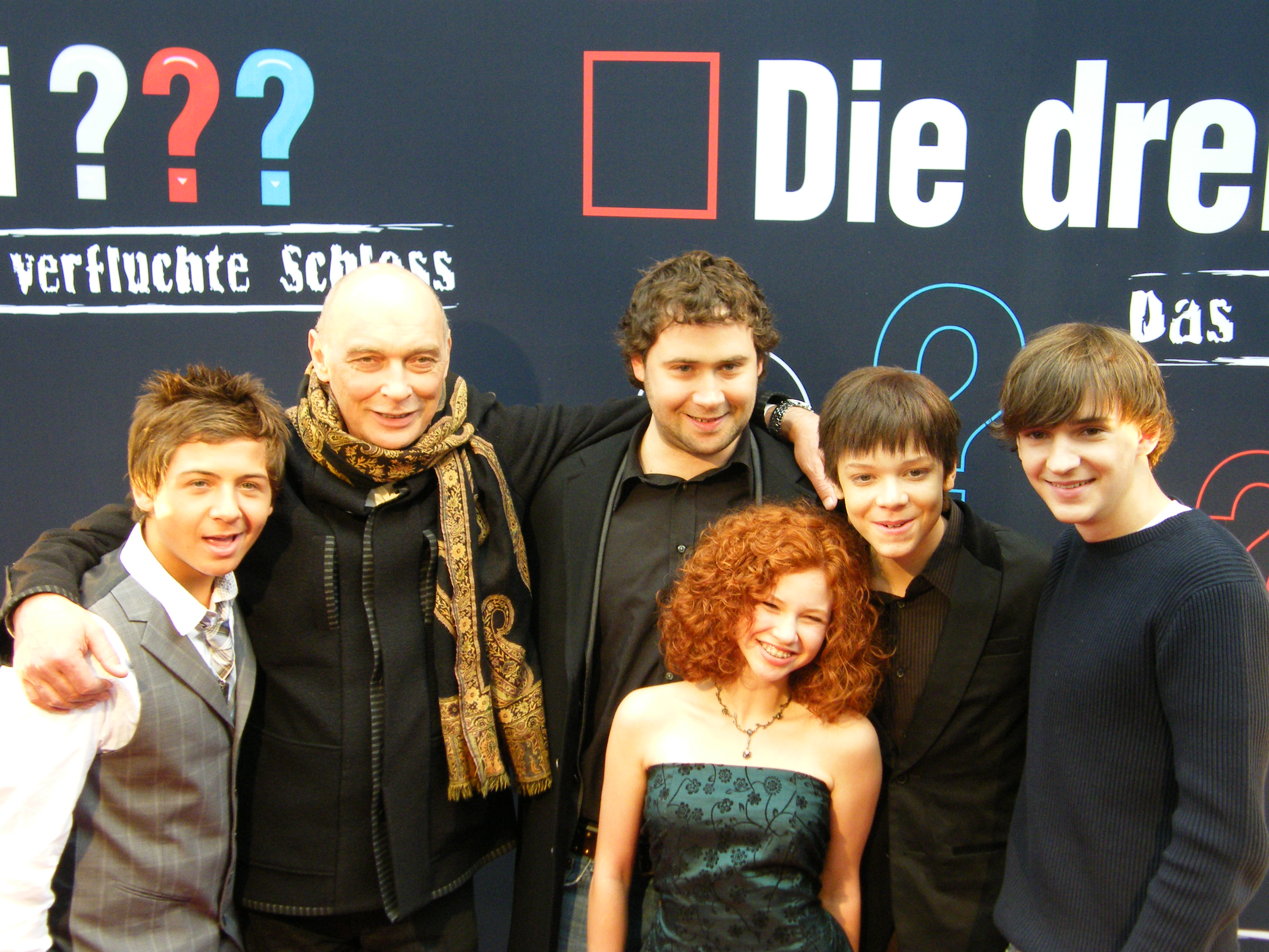 Cast with director Florian Baxmeyer at the Hamburg Premiere of The Three Investigators and the Secret of Terror Castle