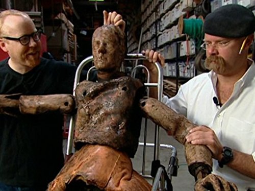 Still of Adam Savage and Jamie Hyneman in MythBusters (2003)