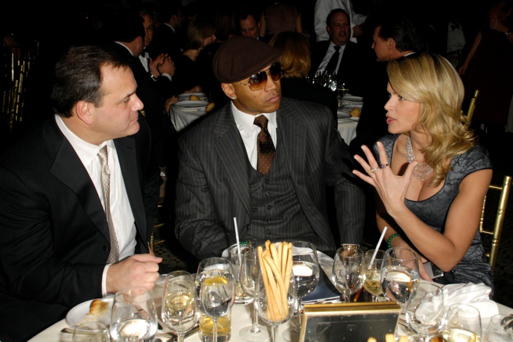 Heidi Albertsen speaking with LL Cool J at the 7th Annual GEM Awards, hosted by the hosted by Jewelers of America, January 12, 2009.