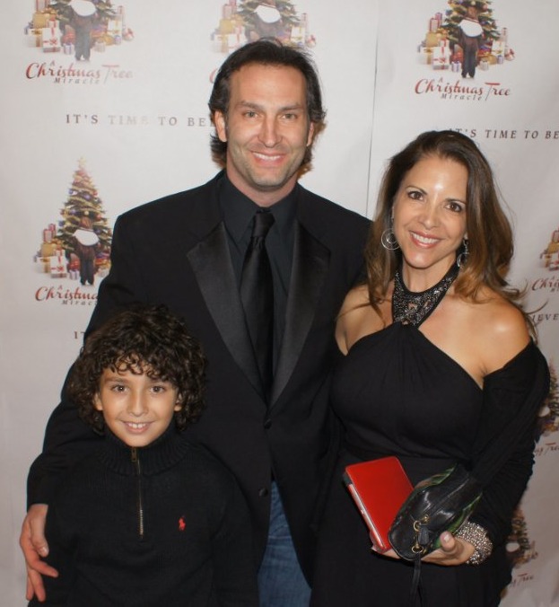Kevin Sizemore, Gina Lombardi & Gunnar Sizemore at the world premier of 