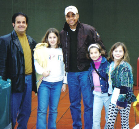 Sumer Loggins (far right) and Cuba Gooding, Jr.