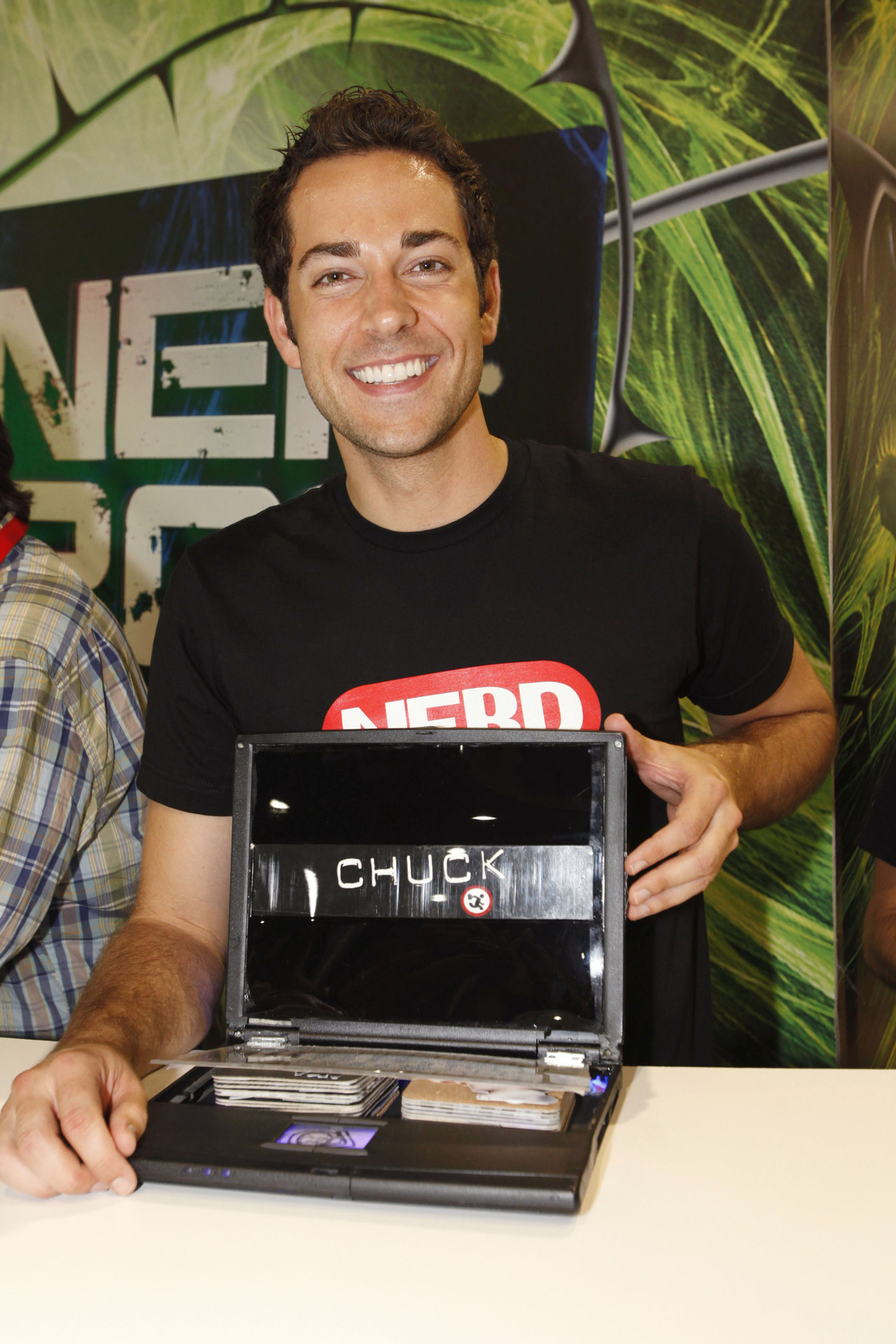 Zachary Levi at event of Cakas (2007)