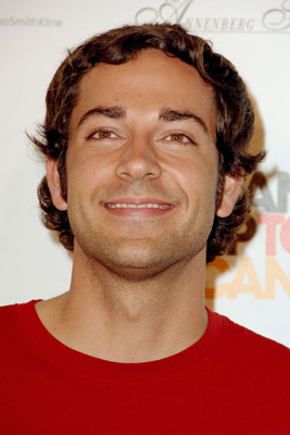 Zachary Levi at event of Stand Up to Cancer (2008)