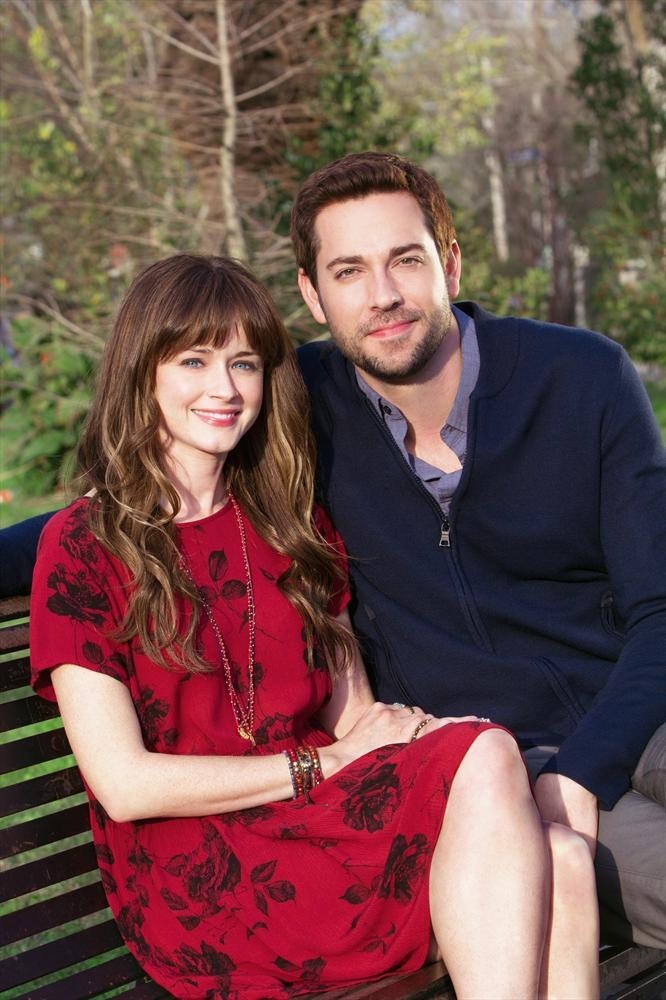 Still of Alexis Bledel and Zachary Levi in Remember Sunday (2013)