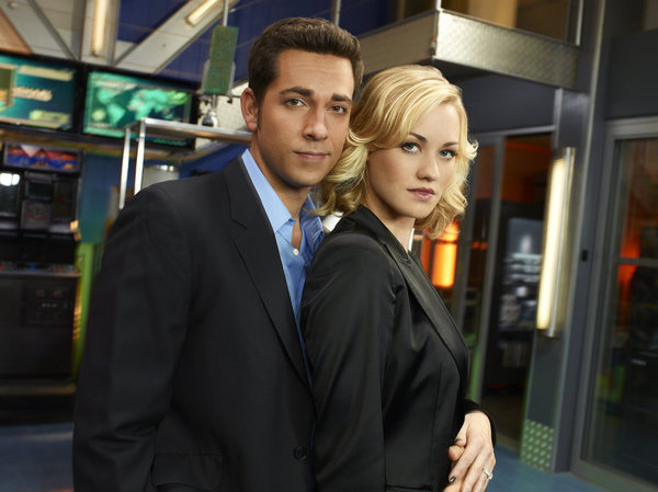 Still of Zachary Levi and Yvonne Strahovski in Cakas (2007)