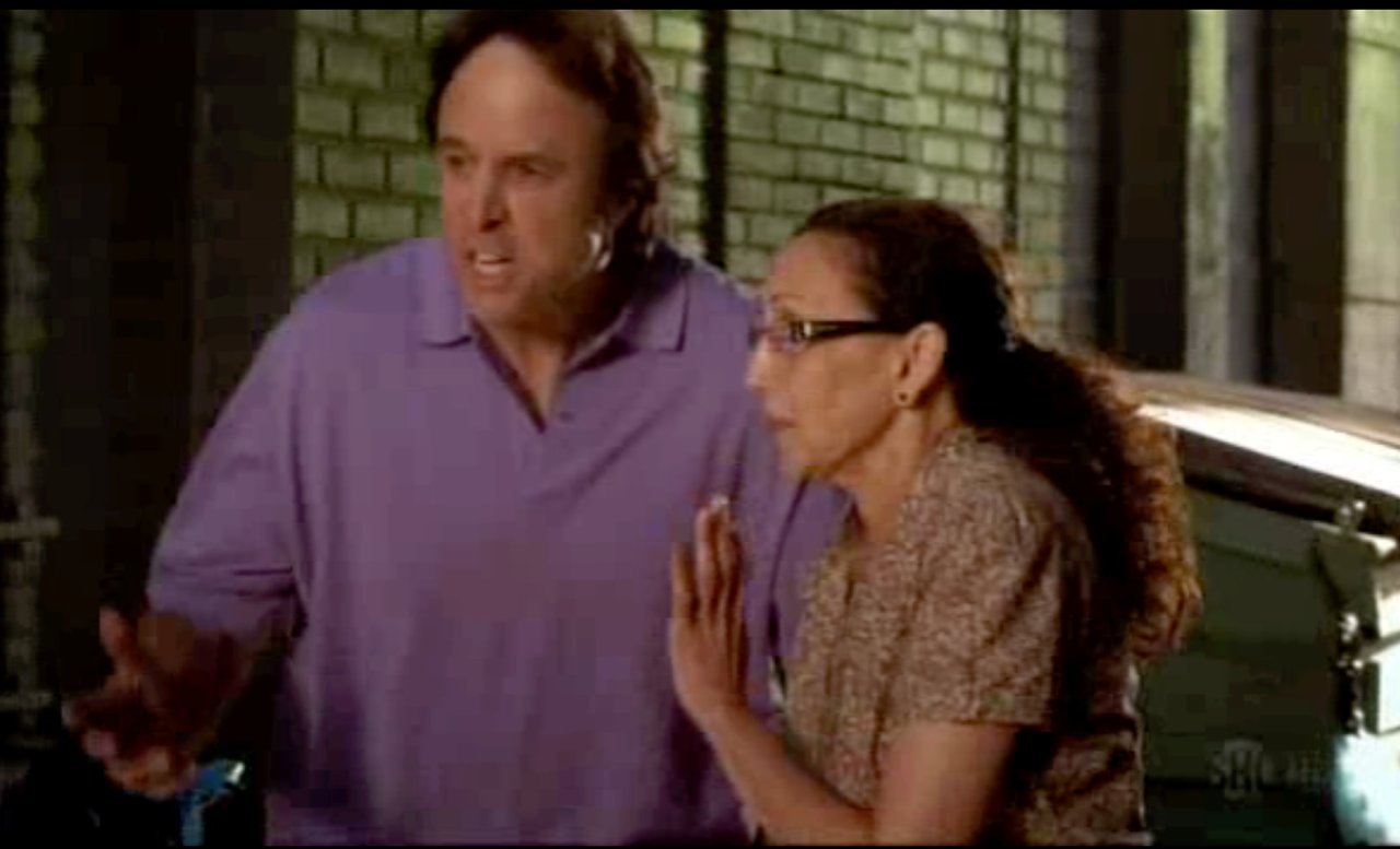 Still of Gloria Laino and Kevin Nealon in Weeds