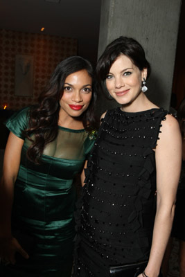 Rosario Dawson and Michelle Monaghan at event of Eagle Eye (2008)