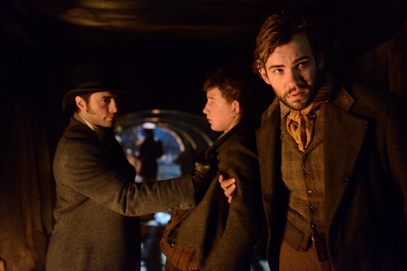 Still of Francis Maguire, Rossif Sutherland and Kevin Ryan in Copper (2012)