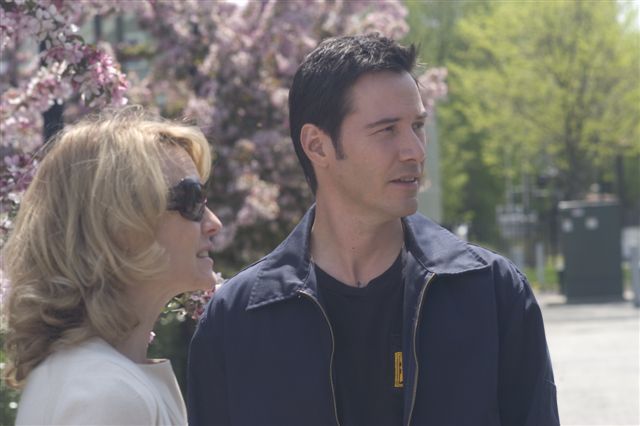 Still of Keanu Reeves and Robin Wright in The Private Lives of Pippa Lee (2009)