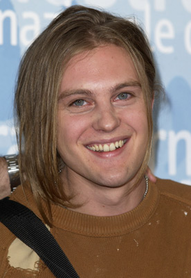 Michael Pitt at event of The Dreamers (2003)