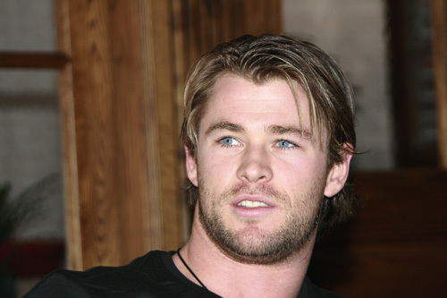 Chris Hemsworth 04-04-2011