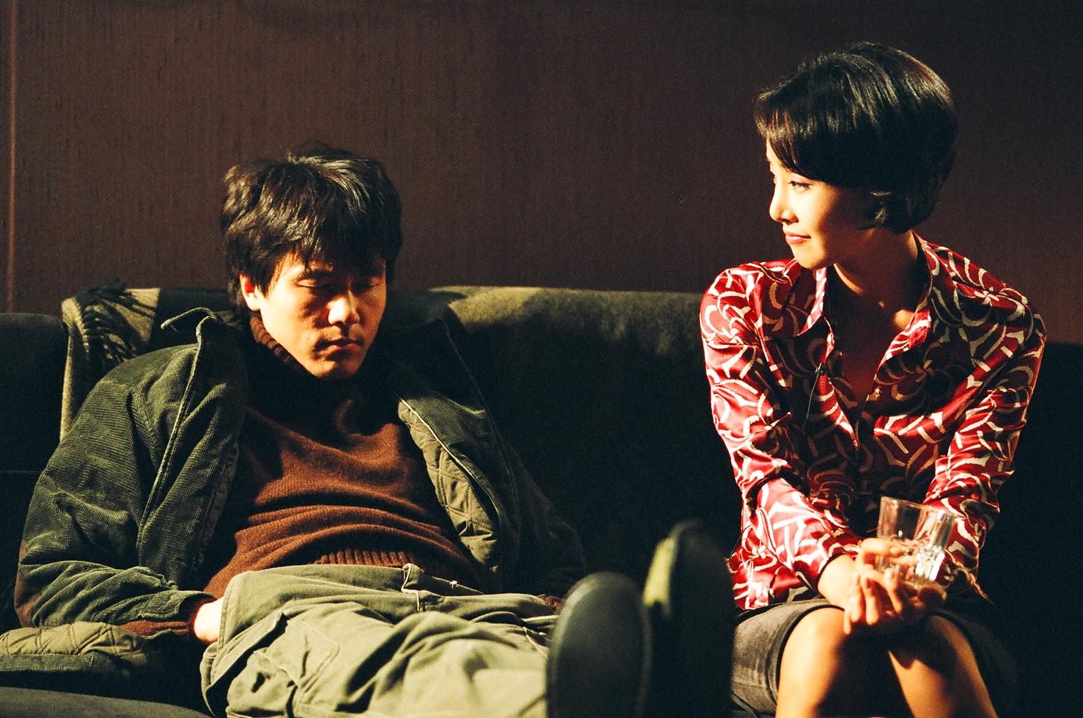 Still of Woo-seong Kam and Kyeong-heon Kang in Geomi sup (2004)