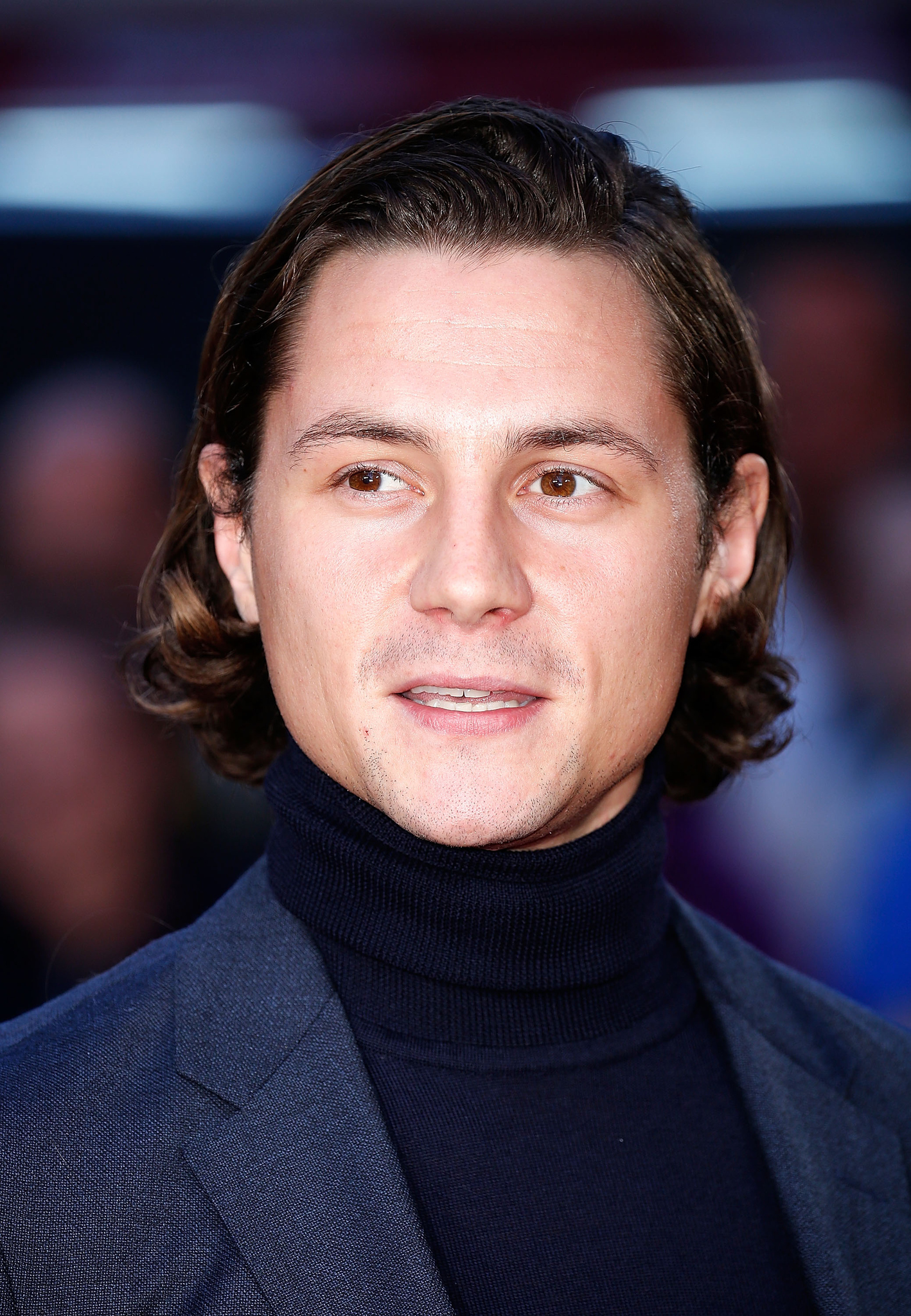 Augustus Prew at event of High-Rise (2015)