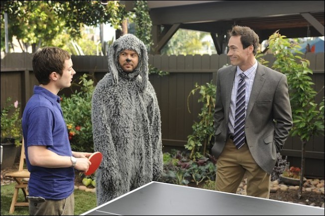 Still of Elijah Wood, Chris Klein and Jason Gann in Wilfred (2011)