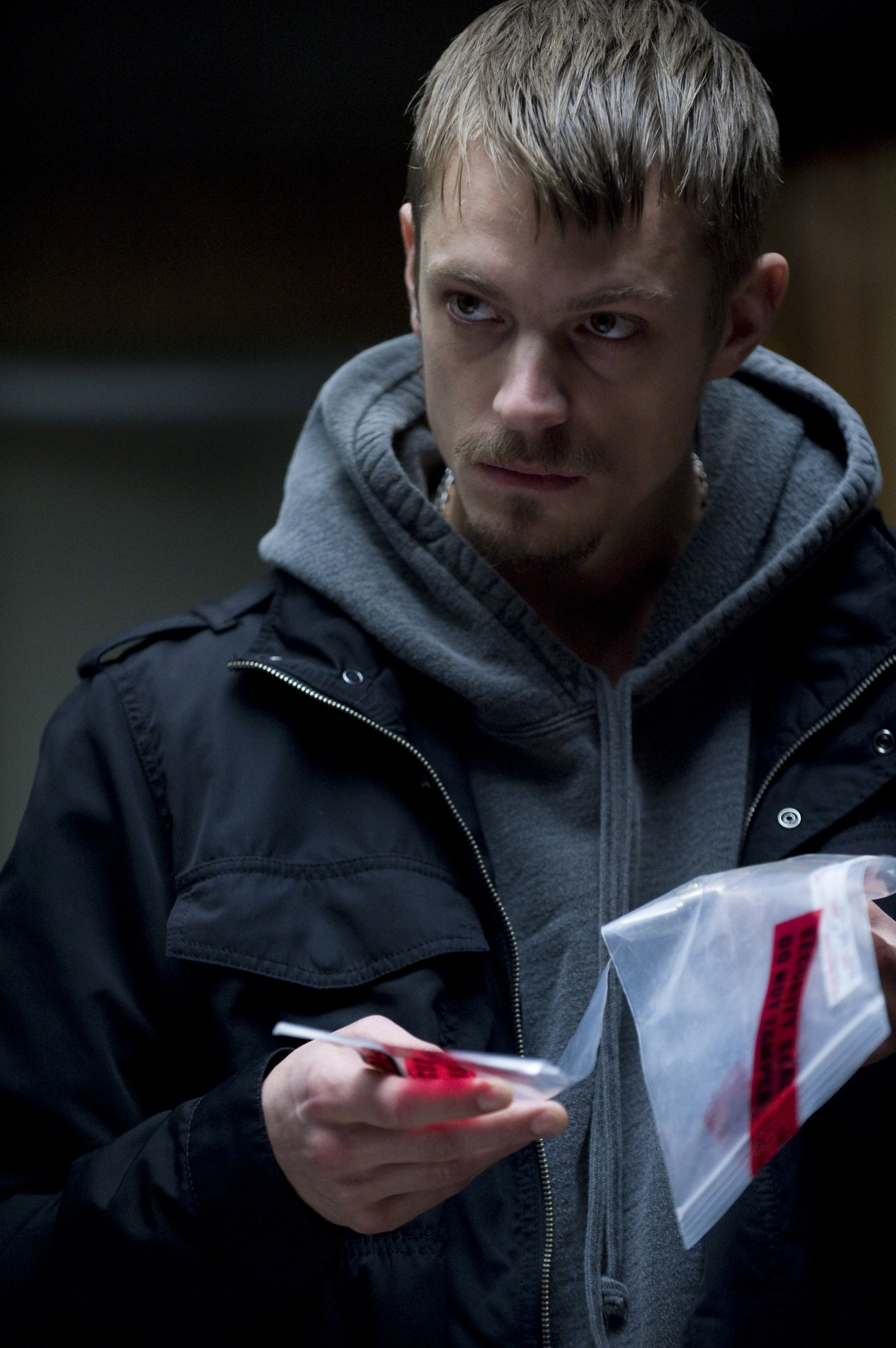 Still of Joel Kinnaman in Zmogzudyste (2011)