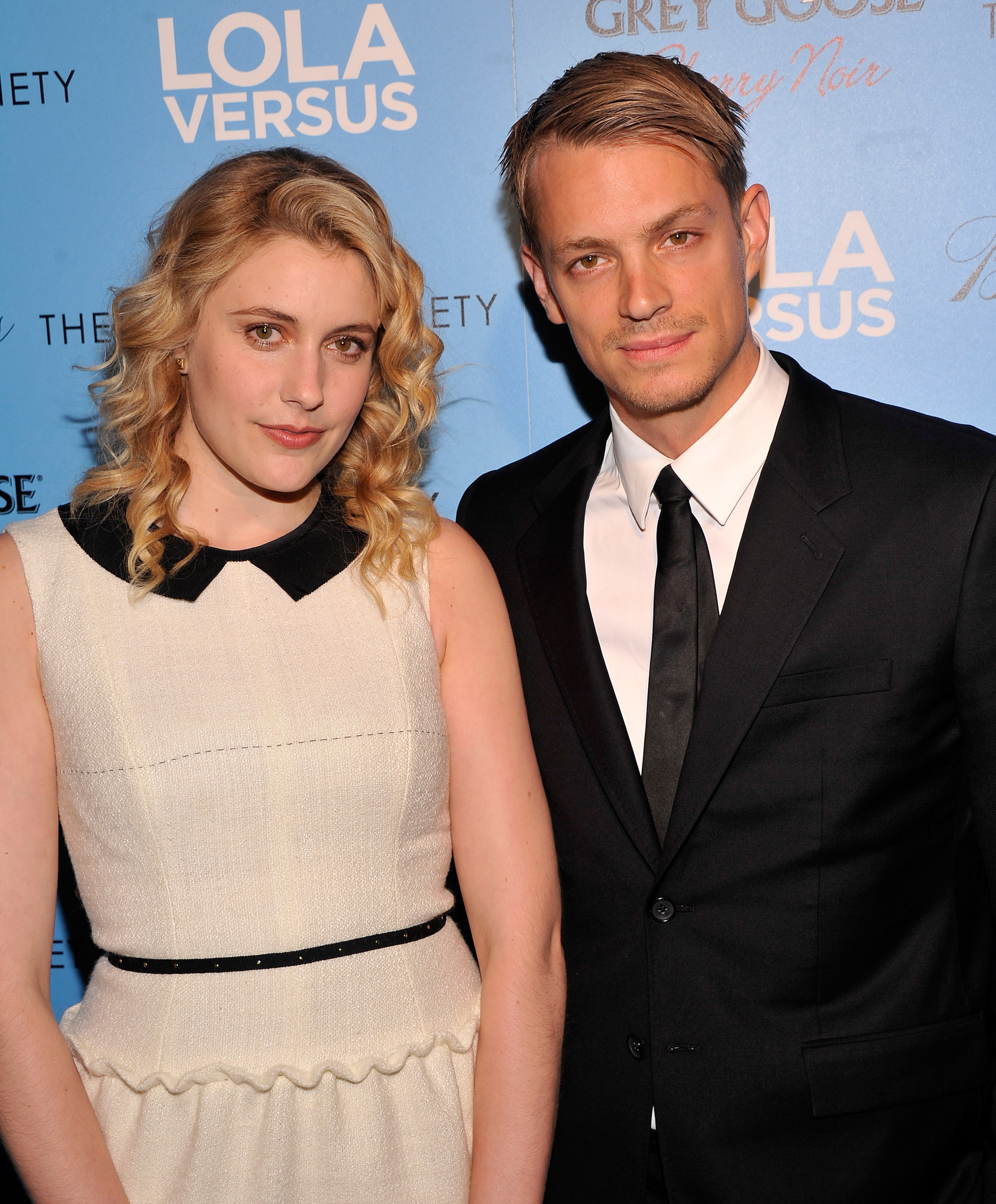 Joel Kinnaman and Greta Gerwig at event of Lola Versus (2012)