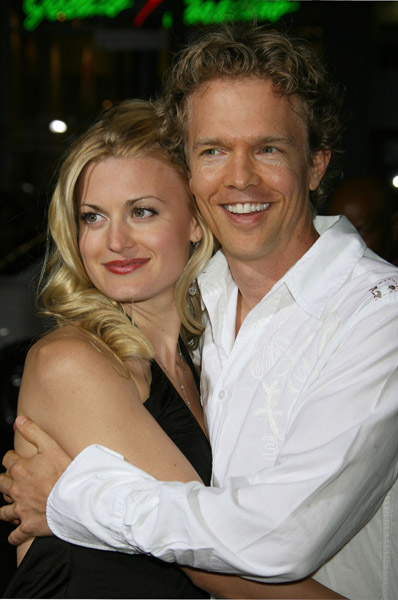 Greg Coolidge and Brooke D'Orsay at event of Employee of the Month (2006)