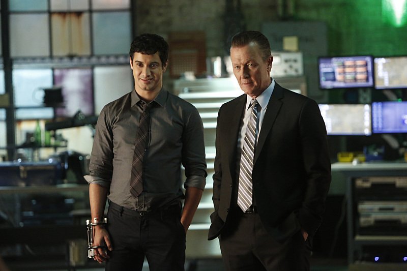 Still of Robert Patrick and Elyes Gabel in Scorpion (2014)