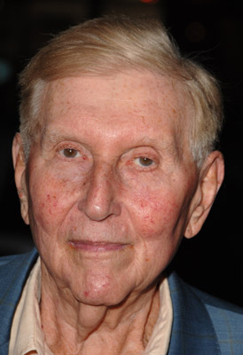 Sumner Redstone at event of The Last Kiss (2006)