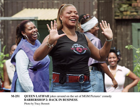 Still of Queen Latifah in Barbershop 2: Back in Business (2004)