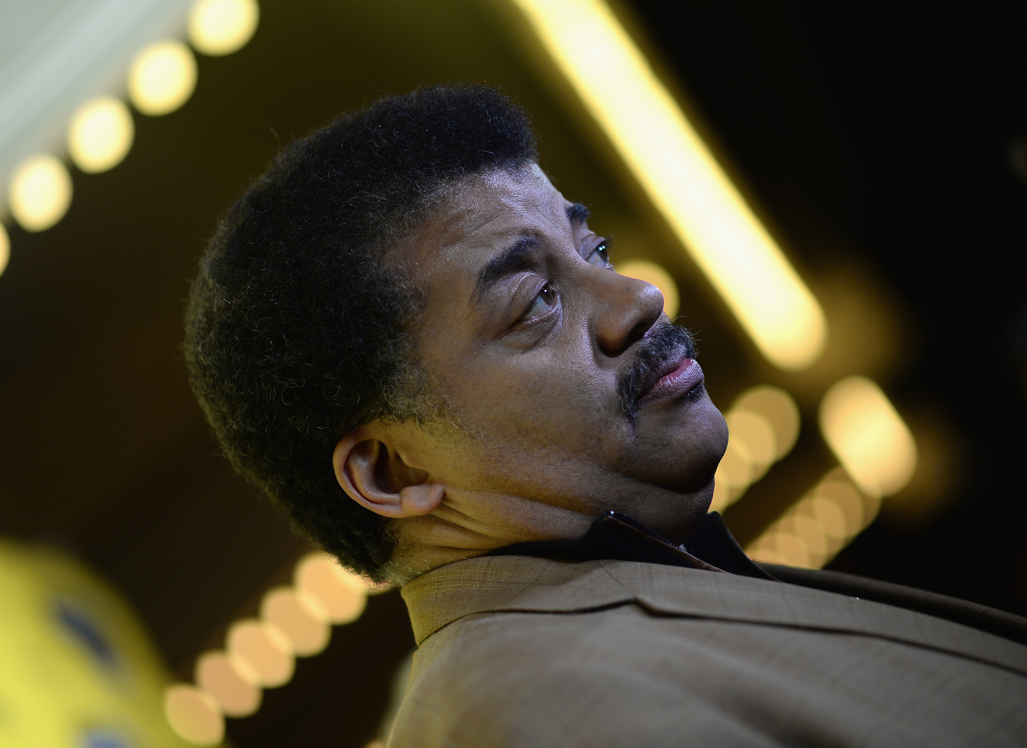 Neil deGrasse Tyson at event of Cosmos: A Spacetime Odyssey (2014)