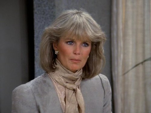 Still of Linda Evans in Dynasty (1981)