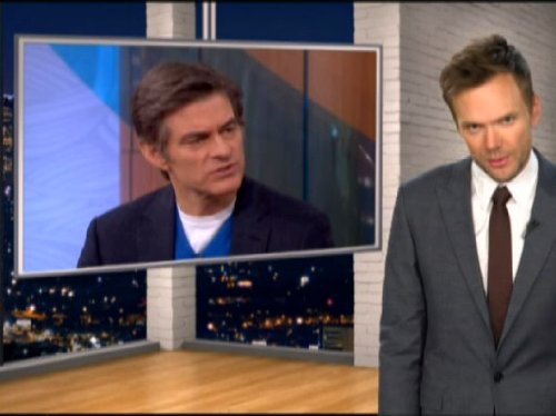 Still of Joel McHale and Mehmet Oz in The Soup (2004)