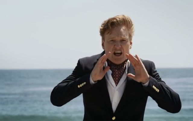 Still of Conan O'Brien in Sharktopus vs. Pteracuda (2014)