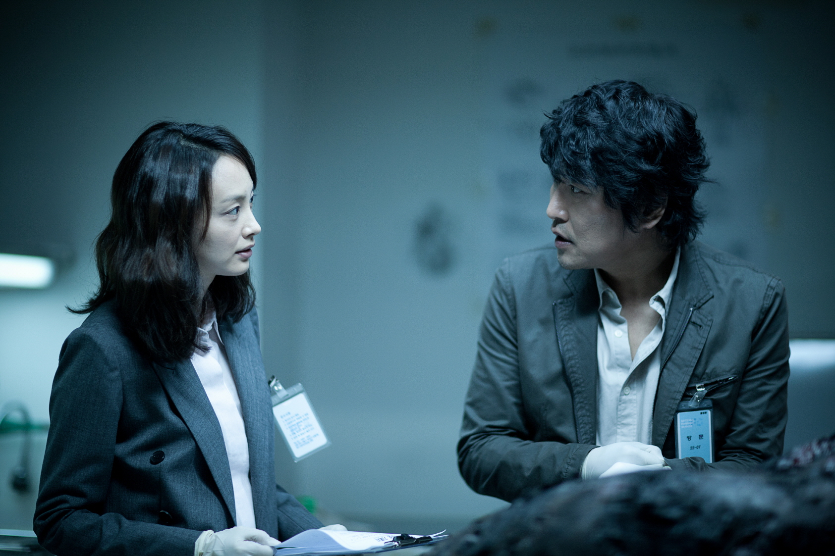 Still of Kang-ho Song and Na-yeong Lee in Ha-wool-ling (2012)