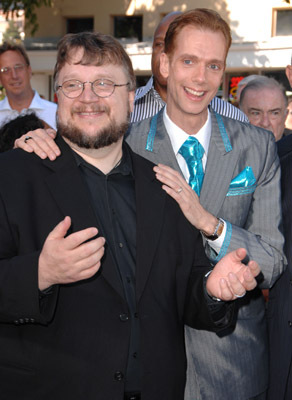 Doug Jones and Guillermo del Toro at event of Hellboy II: The Golden Army (2008)