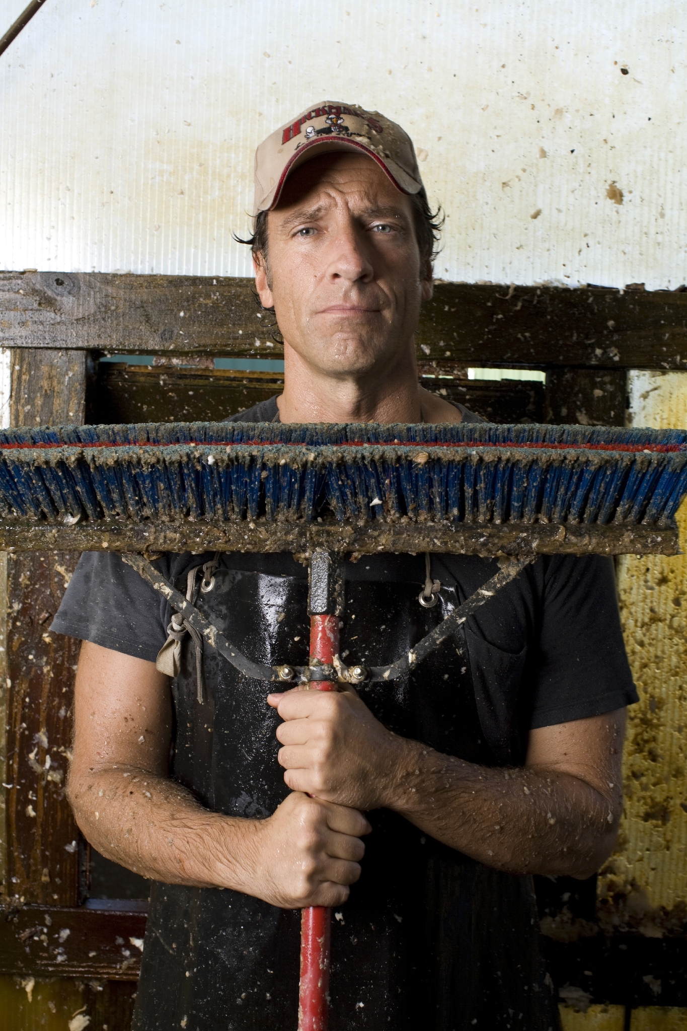 Still of Mike Rowe in Dirty Jobs (2005)