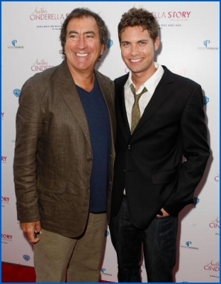 Drew Seeley and Kenny Ortega at the premiere of 
