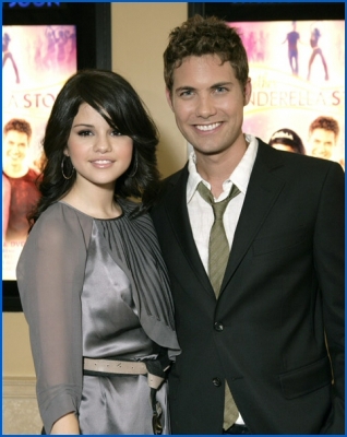 Drew Seeley and Selena Gomez at the premiere of 