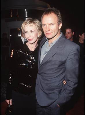 Sting and Trudie Styler at event of Lok, stok arba sauk (1998)