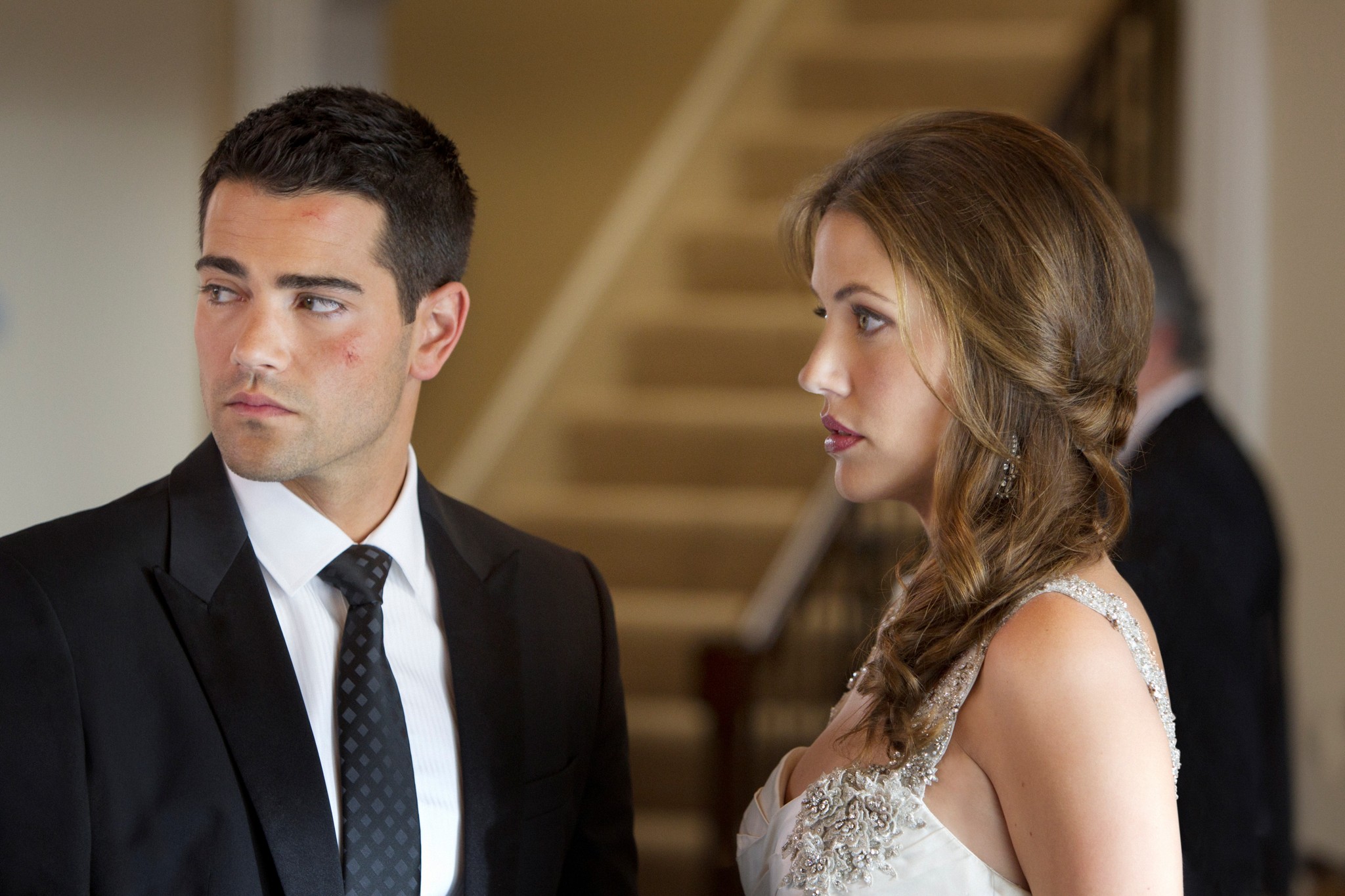 Still of Jesse Metcalfe and Julie Gonzalo in Dallas (2012)