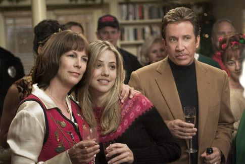Still of Jamie Lee Curtis, Tim Allen and Julie Gonzalo in Christmas with the Kranks (2004)