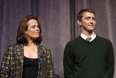 Sigourney Weaver and Lee Pace at event of Infamous (2006)