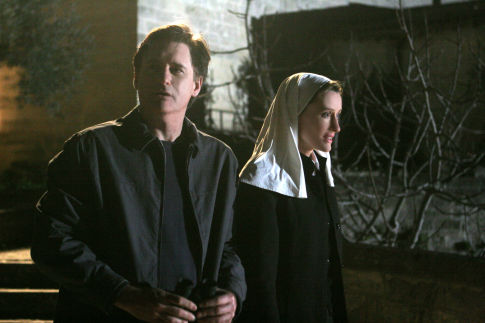 (l-r) Bill Pullman as Dr. Richard Massey and Natascha McElhone as Sister Josepha Montafiore