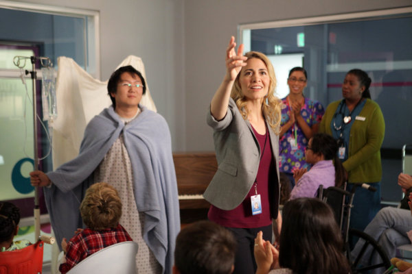 Still of Deanne Bray and Masi Oka in Herojai (2006)