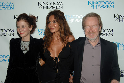 Ridley Scott, Giannina Facio and Eva Green at event of Kingdom of Heaven (2005)