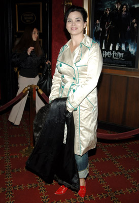 Karen Duffy at event of Haris Poteris ir ugnies taure (2005)