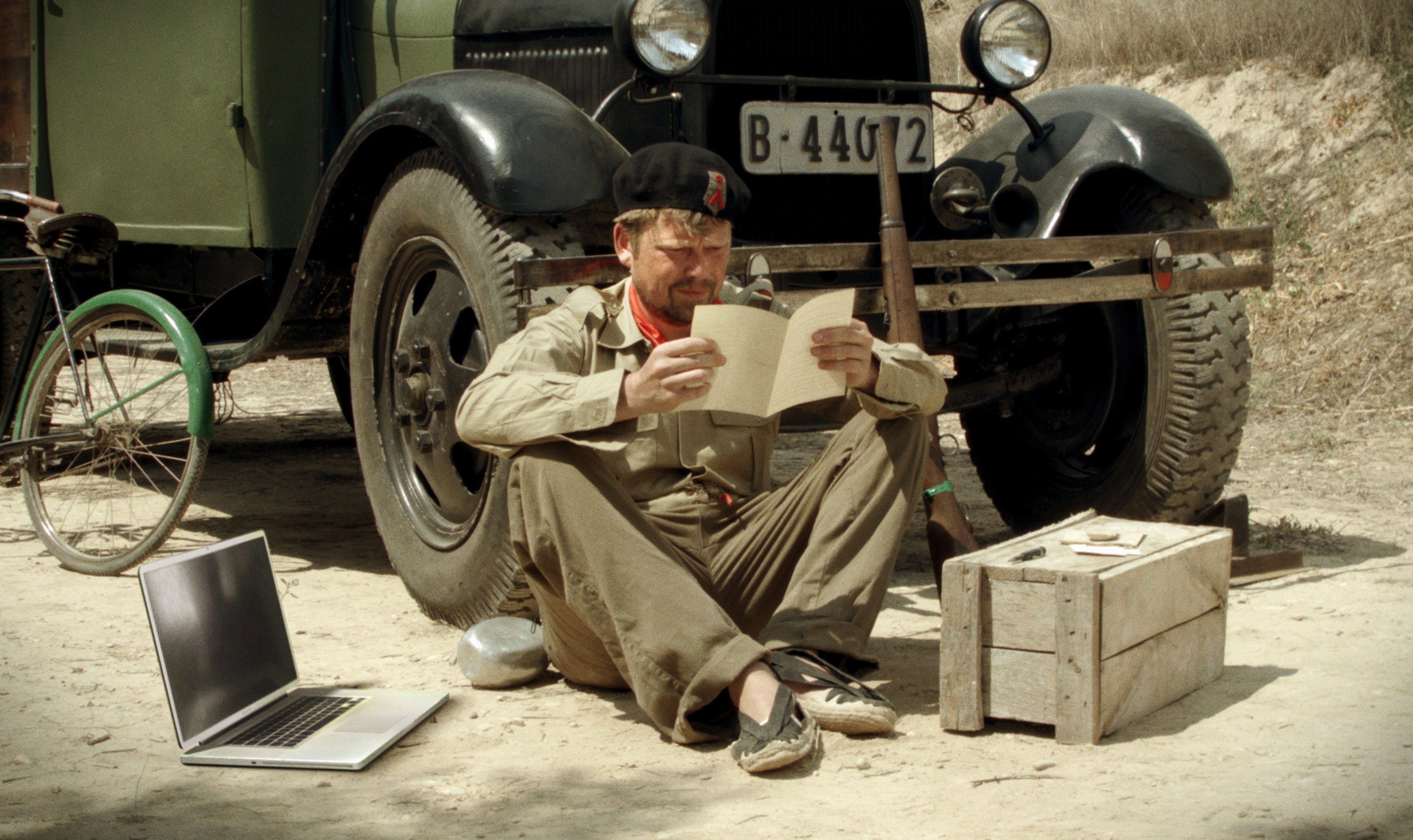 Still of Laurits Munch-Petersen in Shadow of a Hero (2015)