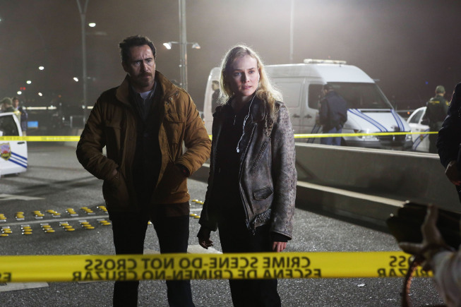 Still of Demian Bichir and Diane Kruger in The Bridge (2013)