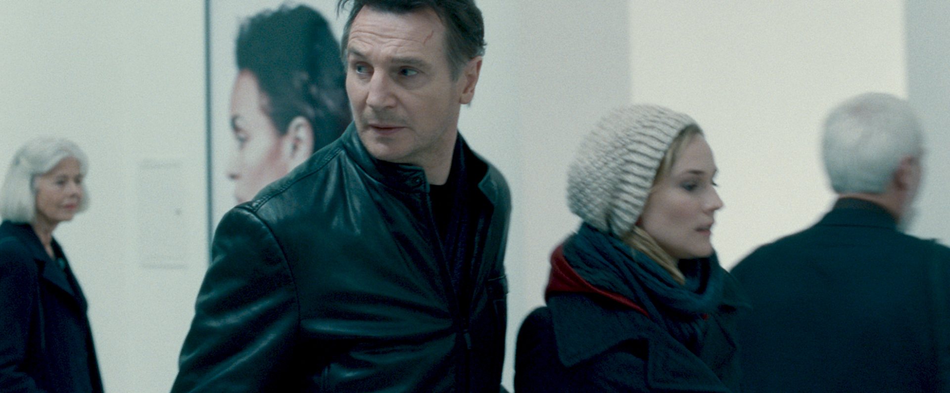 Still of Liam Neeson and Diane Kruger in Nezinomas (2011)