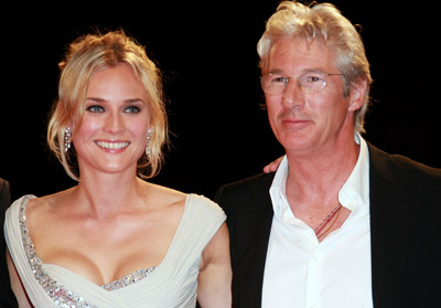 Richard Gere and Diane Kruger at event of The Hunting Party (2007)