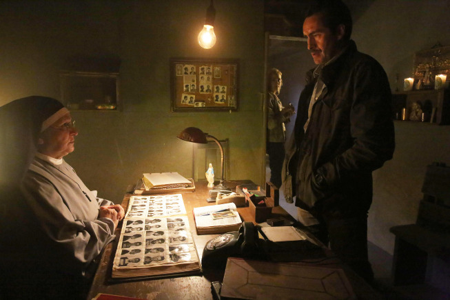 Still of Demian Bichir, Diane Kruger and Silvia Curiel in The Bridge (2013)