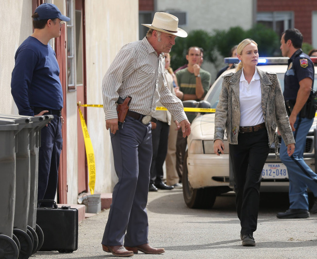 Still of Ted Levine and Diane Kruger in The Bridge (2013)