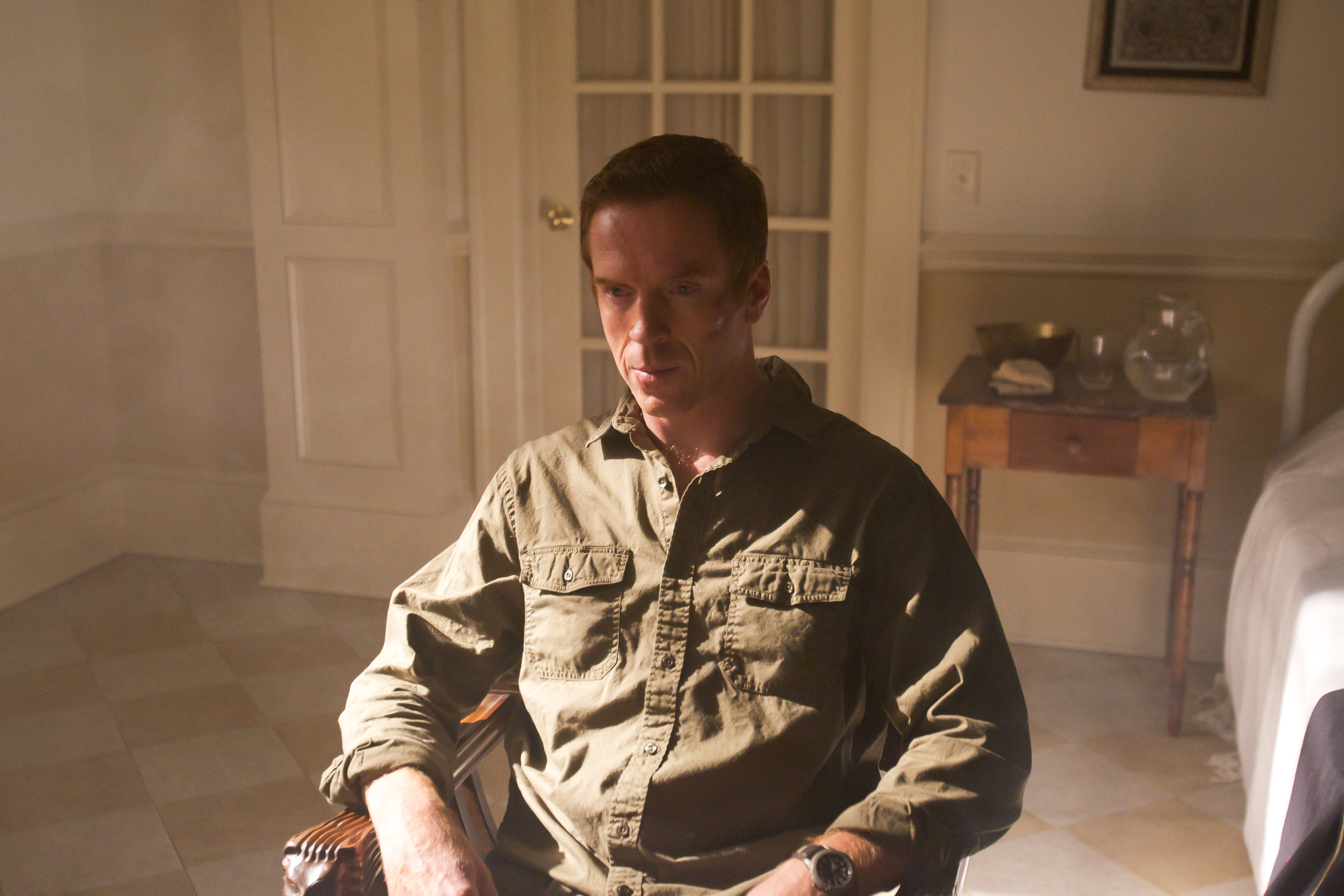 Still of Damian Lewis in Tevyne (2011)