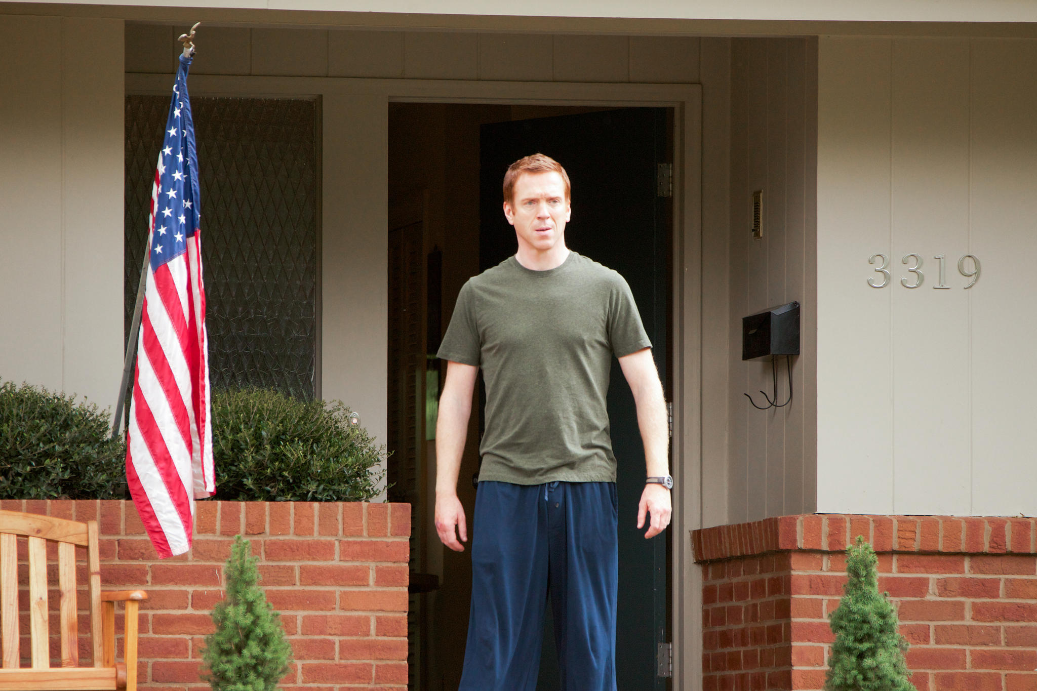 Still of Damian Lewis in Tevyne (2011)