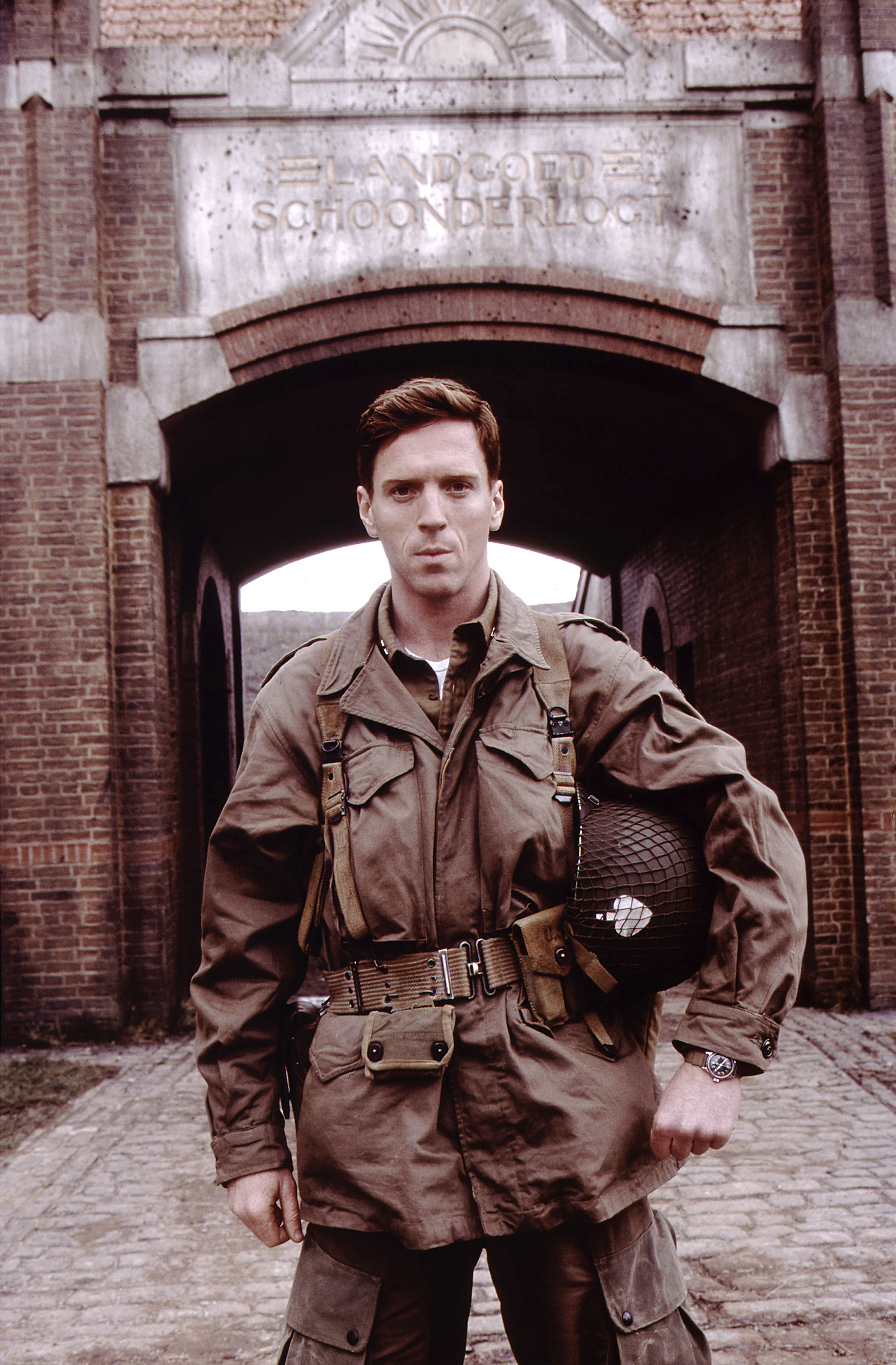 Still of Damian Lewis in Band of Brothers (2001)